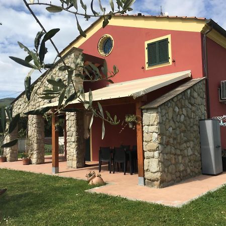 Villa Lunezia à Sarzana Extérieur photo