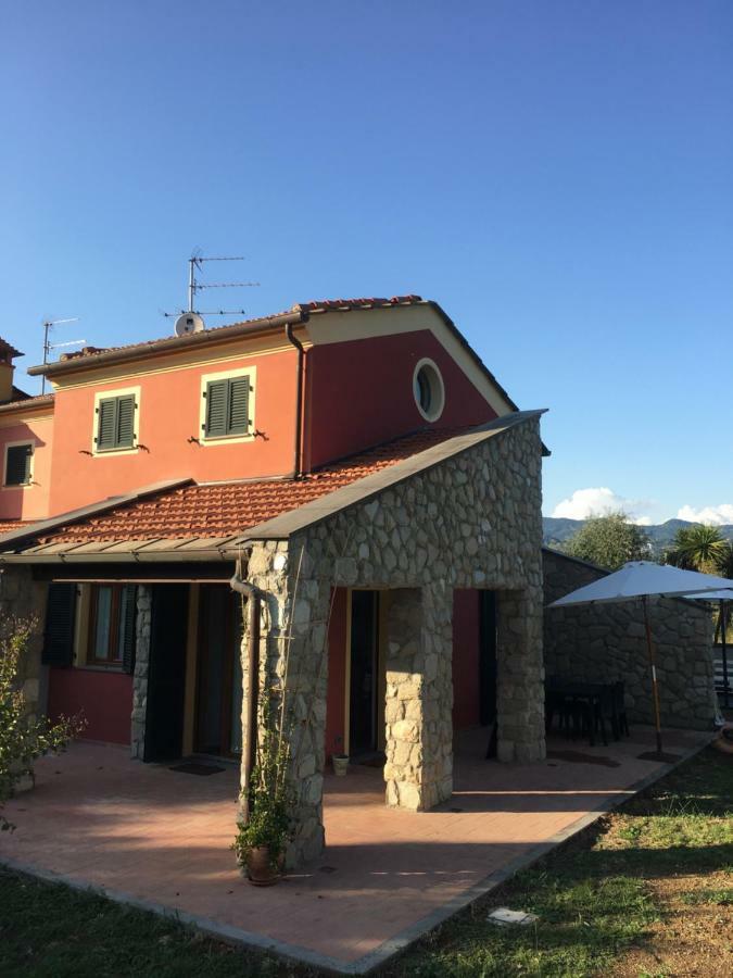 Villa Lunezia à Sarzana Extérieur photo