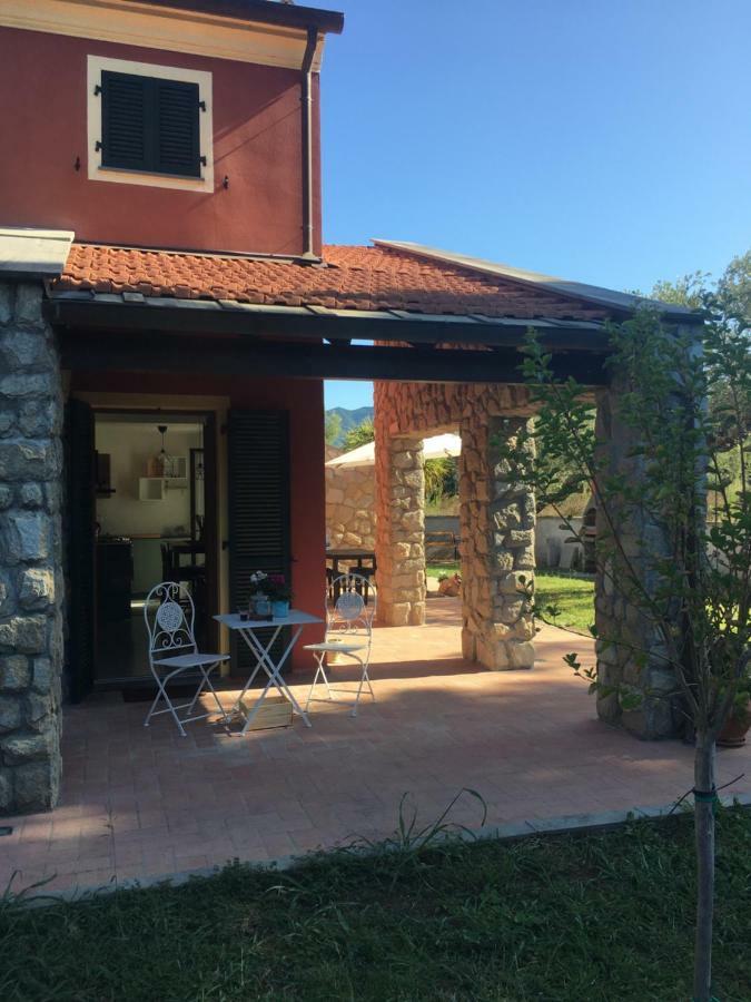 Villa Lunezia à Sarzana Extérieur photo